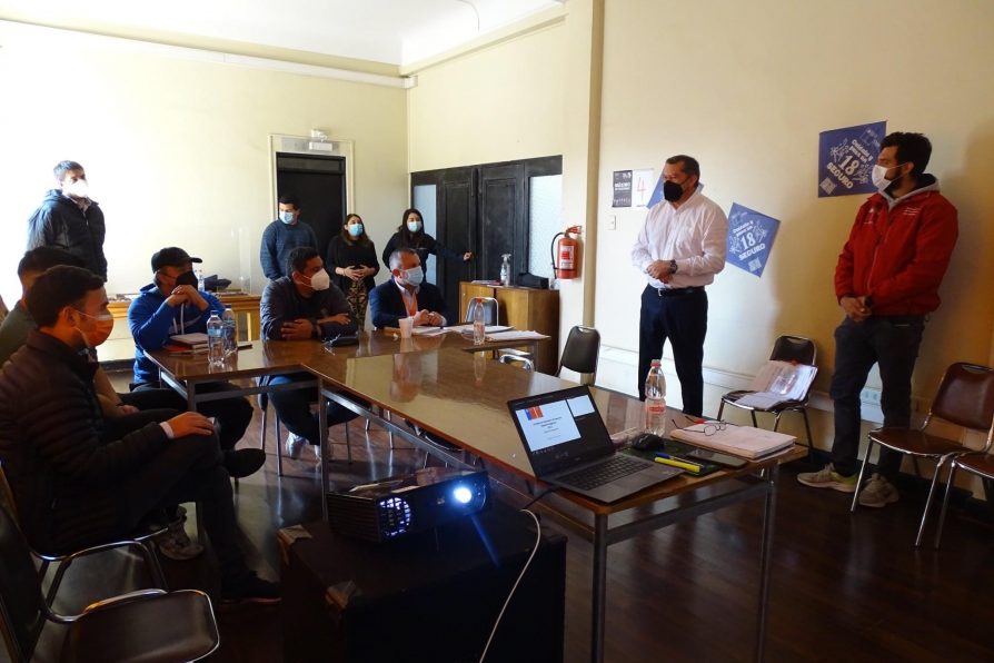 Encargados de oficinas de deporte de la provincia se reunieron con Delegado Provincial y seremi de Deporte.